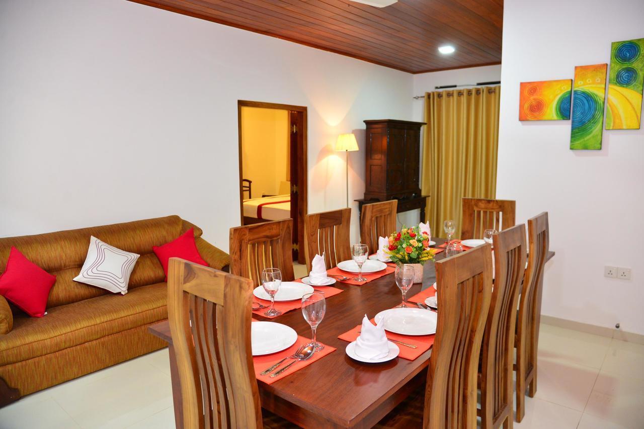 Sunshine Greens Bed & Breakfast Хикадува Екстериор снимка